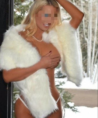 Вика, 27 лет, 5 размер груди